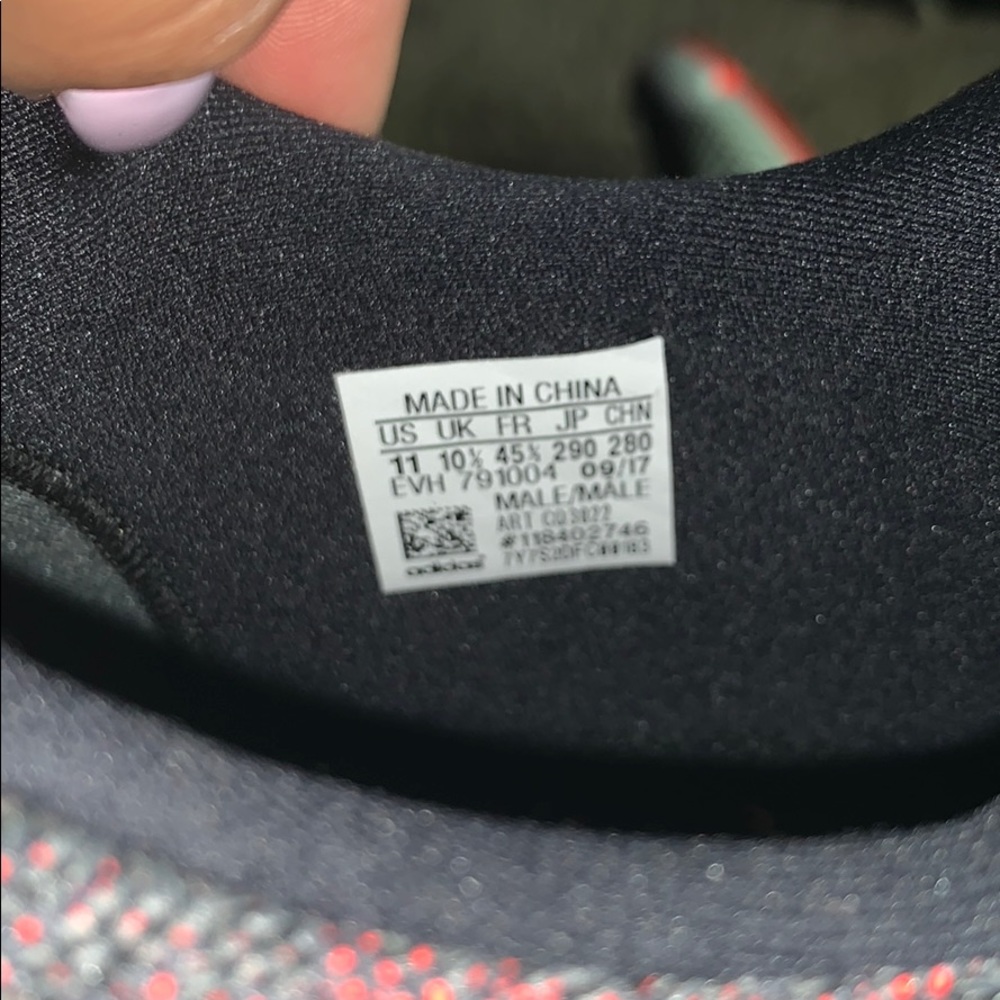 ADIDAS - Picture 3 of 3